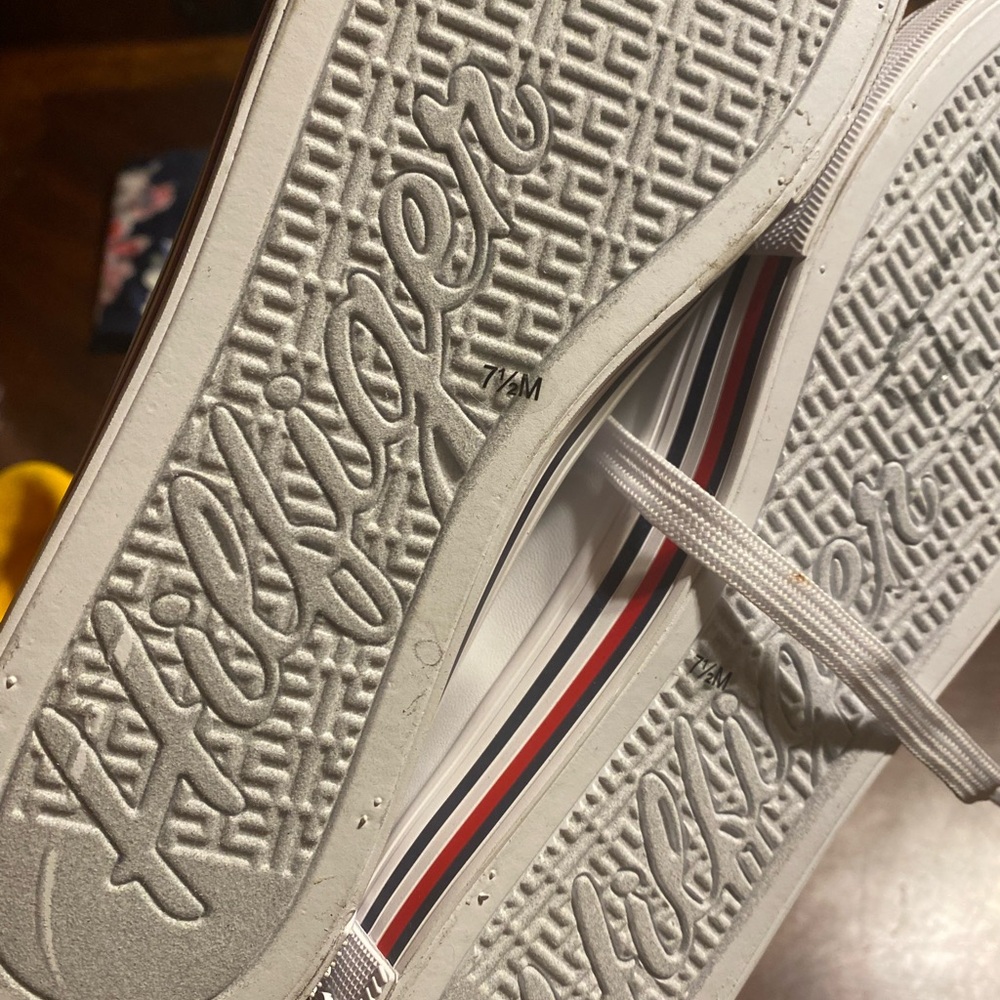 Tommy Hilfiger Sz7.5 Women’s Shoes - Picture 10 of 10
